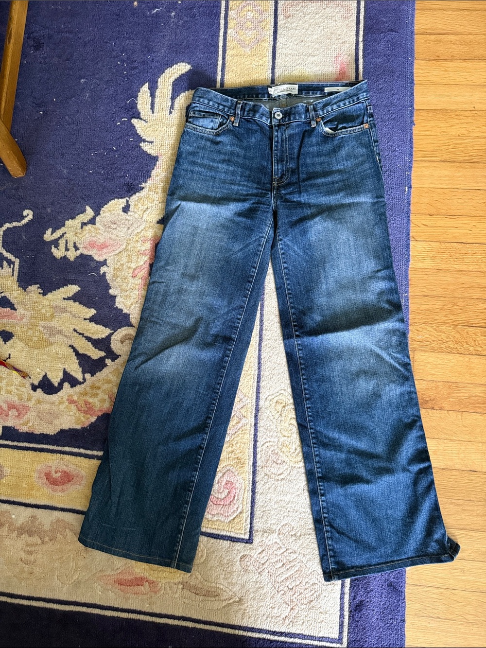 Nili Lotan “Ena” Jeans with side leg snaps. Size 26